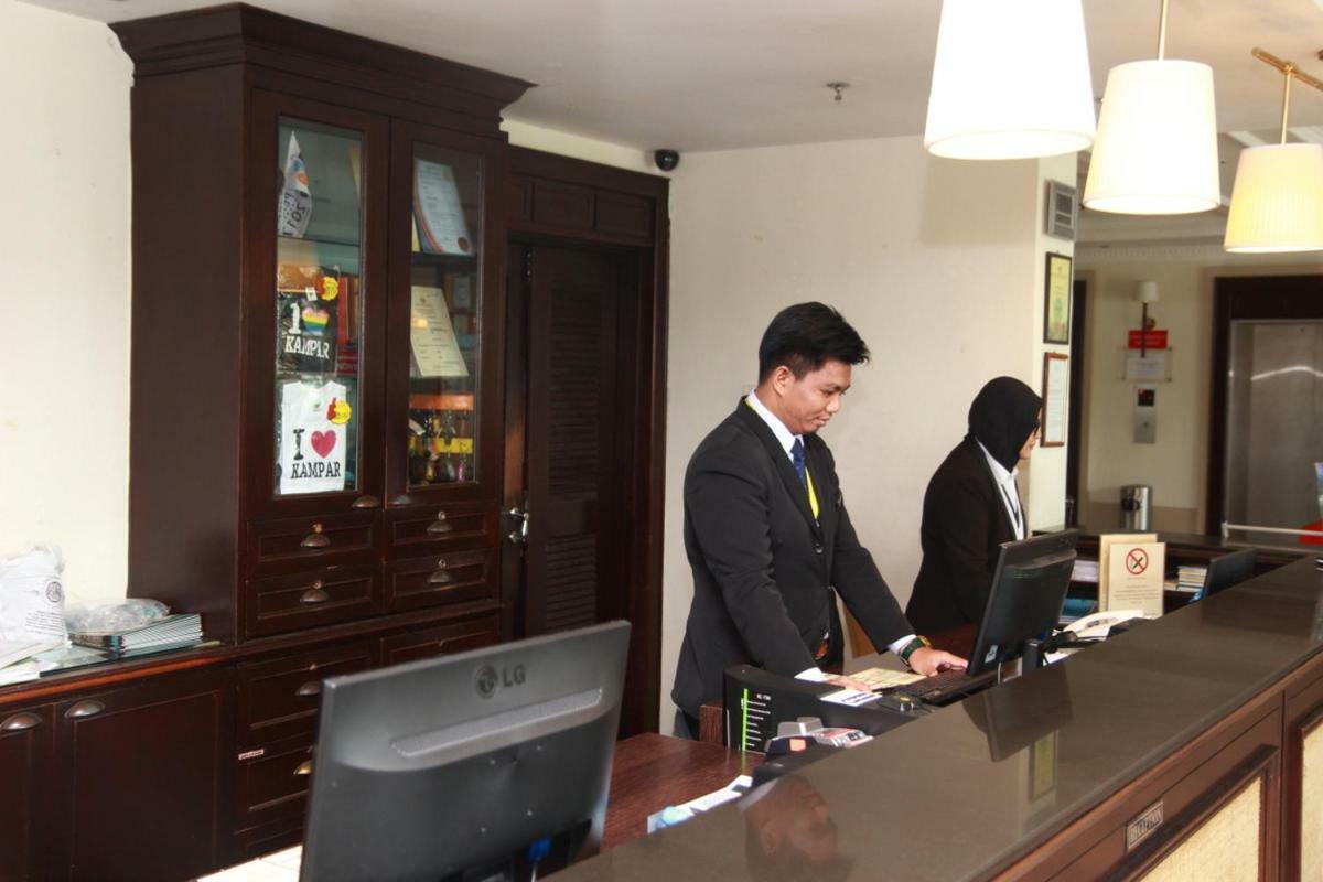 Grand Kampar Hotel Exterior photo
